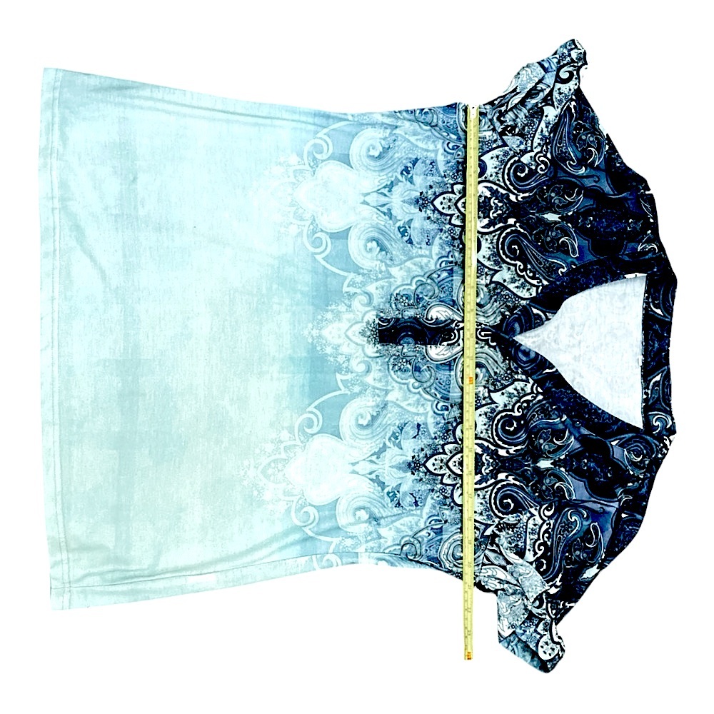 XL Shades Of Blue Paisley V-Neck Top - Picture 7 of 16